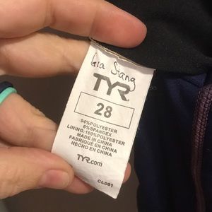 TYR Swim - ❤️Tyr swim suit size 28❤️ TYR Swim - ❤️Tyr swim suit size 28❤️